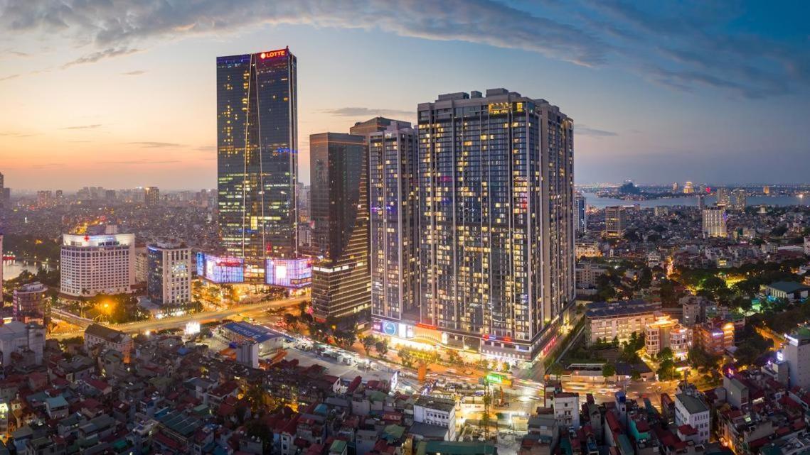 Luxury Serviced Apartment Vinhomes Metropolis Premium 하노이 외부 사진